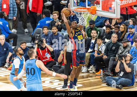 Inglewood, États-Unis. 27 décembre 2024. Jonathan Kuminga #00 des Golden State Warriors vu en action avec les Clippers de Los Angeles lors d'un match de basket-ball NBA à l'Intuit Dome. Score final Clippers 102:92 Warriors Credit : SOPA images Limited/Alamy Live News Banque D'Images