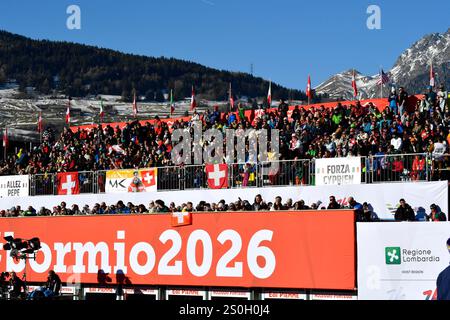 Bormio, Italie. 28 décembre 2024. Tribune audi fis ski Woeld cuo Bormio pendant AUDI FIS Coupe du monde de ski - descente - hommes, course de ski alpin à Bormio, Italie, décembre 28 2024 crédit : Agence photo indépendante/Alamy Live News Banque D'Images