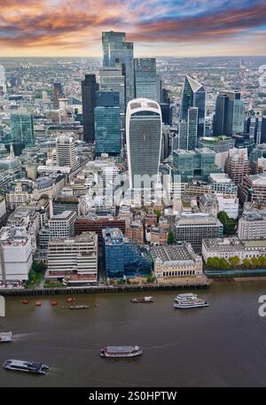 Skyline, City of London, bâtiments du quartier financier, vues depuis The Shard, Londres, Angleterre, Royaume-Uni Banque D'Images