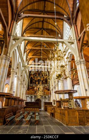 Église Oude Kerk (et institut d'art) bâtiment le plus ancien à Amsterdam, hollande, pays-Bas. Banque D'Images