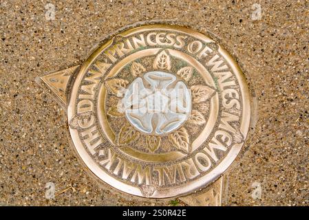 Lady Diana Memorial Sidewalk Marker, Buckingham Palace, Londres, Angleterre. Banque D'Images