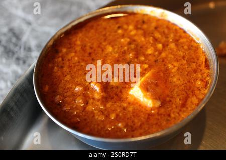 Cuisine indienne : poulet keema curry Banque D'Images