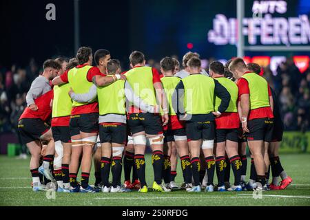 Galway, Irlande. 29 décembre 2024. Les joueurs d'Ulster en caucus lors de la 9e manche du United Rugby Championship entre Connacht Rugby et Ulster Rugby au Dexcom Stadium de Galway, Irlande, le 28 décembre 2024 (photo par Andrew SURMA/ Credit : Sipa USA/Alamy Live News Banque D'Images