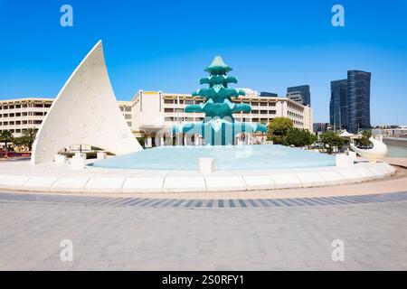 Abu Dhabi, eau - 22 mars 2023 : cercle des fontaines à l'Al Zahiyah à Abu Dhabi. Abu Dhabi est la capitale des Émirats arabes Unis. Banque D'Images