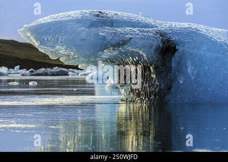 Lagune glaciaire de Joekulsarlon, icebergs, parc national de Vatnajoekull, HornafjoerÃ°ur, Islande du Sud Banque D'Images