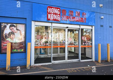 Entrée bleue de l'épicier asiatique, supermarché de Hong Kong, dans la banlieue de Melbourne Banque D'Images