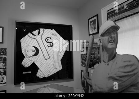 Stand et reproduction de l'uniforme exposés au Shoeless Joe Jackson Museum et à la maison de Greenville, Caroline du Sud. ÉTATS-UNIS Banque D'Images