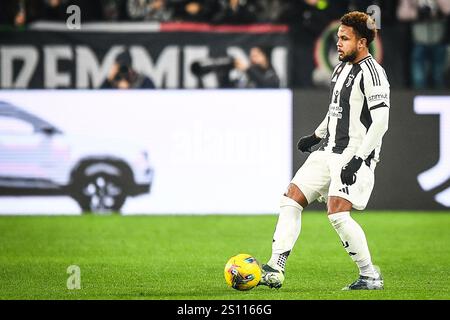 Turin, Italie. 29 décembre 2024. Weston MCKENNIE de la Juventus lors du championnat italien Serie A match de football entre la Juventus FC et l'ACF Fiorentina le 29 décembre 2024 au stade Allianz de Turin, Italie - photo Matthieu Mirville (A Gandolfo)/DPPI crédit : DPPI Media/Alamy Live News Banque D'Images