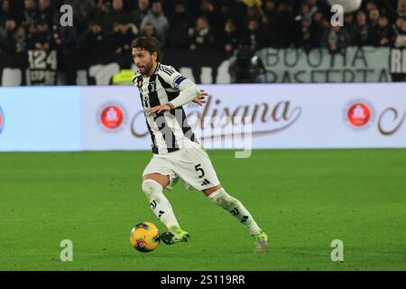 Turin, Italie. 29 décembre 2024. Manuel Locatelli (Juventus FC) pendant Juventus FC vs ACF Fiorentina, match de football italien Serie A à Turin, Italie, décembre 29 2024 crédit : Agence photo indépendante/Alamy Live News Banque D'Images