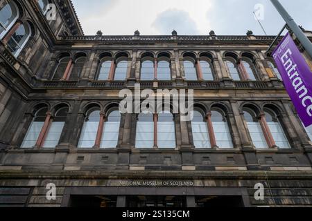 L'entrée principale du Musée national d'Écosse, Chambers St, Édimbourg, Écosse, Royaume-Uni. Banque D'Images