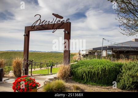 Temecula, California, États-Unis - 04-08-2019 : vue de l'entrée du restaurant Meritage à Callaway Vineyard and Winery. Banque D'Images