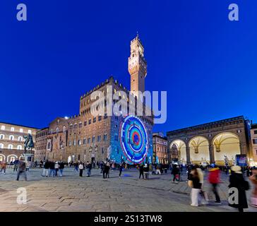 Piazza della Signoria à Florence au crépuscule avec Palazzo Vecchio et Loggia dei Lanzi Banque D'Images