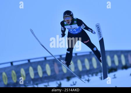 Garmisch Partenkirchen, Allemagne. 31 décembre 2024. GARMISCH-PARTENKIRCHEN, ALLEMAGNE - DÉCEMBRE 31 : Valentin Foubert de France lors de la qualification de la Coupe du monde de saut à ski FIS quatre collines hommes Garmisch at le 31 décembre 2024 à Garmisch-Partenkirchen, Allemagne.241231 SEPA 24 045 - 20241231 PD1182 crédit : APA-PictureDesk/Alamy Live News Banque D'Images