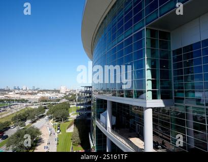 Houston, Texas, États-Unis. 31 décembre 2024. Extérieur ouest du NRG Stadium, stade des Houston Texans de la National Football League, vu le 31 décembre 2024 à Houston, Texas. (Crédit image : © Scott Coleman/ZUMA Press Wire) USAGE ÉDITORIAL SEULEMENT! Non destiné à UN USAGE commercial ! Crédit : ZUMA Press, Inc/Alamy Live News Banque D'Images
