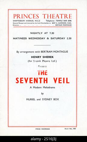 Couverture de Programme for Princes Theatre, Shaftesbury Avenue, Londres pour ANN TODD LEO GENN (remplaçant James Mason du film) et HERBERT LOM dans une version scénique de 1951 du film de 1945 LE SEPTIÈME VOILE adapté par MURIEL et SYDNEY BOX DE leur propre histoire originale / scénario et présenté à partir du 14 mars 1951. Banque D'Images