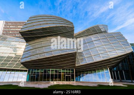 Le bâtiment de bureaux Novartis Pharma a été conçu par Frank O. Gehry, Novartis Campus à Bâle, en Suisse. Banque D'Images