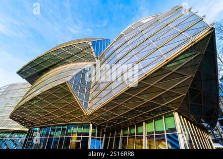 Le bâtiment de bureaux Novartis Pharma a été conçu par Frank O. Gehry, Novartis Campus à Bâle, en Suisse. Banque D'Images