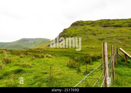 Le sommet du col de montagne entre Dolgellau et Cross Foxes d'un côté, et Dinas Mawddwy, Snowdonia ou Eryri National Park, Gwynedd, pays de Galles, Royaume-Uni, l Banque D'Images