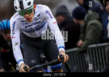 Baal, Belgique. 1er janvier 2025. Le belge Thibau Nys photographié en action lors de la course d'élite masculine de l'épreuve cycliste de cyclocross 'GP Sven Nys' le mercredi 01 janvier 2025 à Baal, étape 5/8 de la compétition X2O Badkamers 'Trofee Veldrijden'. BELGA PHOTO DAVID PINTENS crédit : Belga News Agency/Alamy Live News Banque D'Images