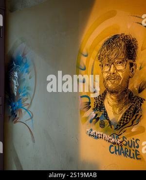 PARIS (75) (11 EME ARRONDISSEMENT) PORTRAIT DE STÉPHANE CHARBONNIER (DESSINATEUR, DIRECTEUR DE LA PUBLICATION DE CHARLIE HEBDO, ASSASSINE DANS LES LOC Banque D'Images