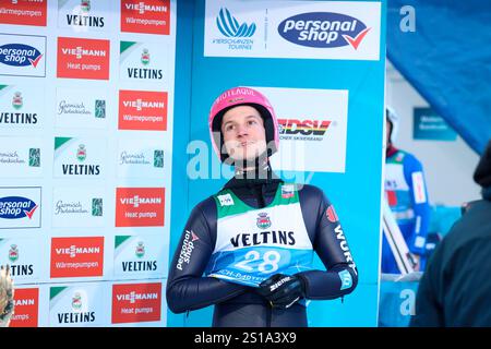 Garmisch Partenkirchen, Allemagne. 1er janvier 2025. Beim Neujahrsskispringen 73. Vierschanzentournee Garmisch-Partenkirchen crédit : dpa/Alamy Live News Banque D'Images