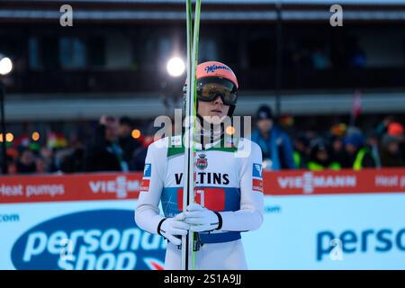 Garmisch Partenkirchen, Allemagne. 1er janvier 2025. Jan Hoerl (SC Bischofshofen AUT) beim Neujahrsskispringen 73. Vierschanzentournee Garmisch-Partenkirchen crédit : dpa/Alamy Live News Banque D'Images