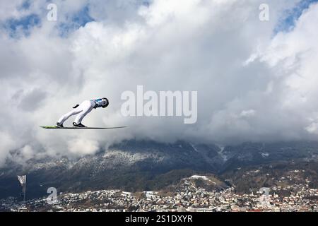 Innsbruck, Autriche. 03 janvier 2025. Ski nordique/saut à ski, Coupe du monde, tournoi des quatre collines, grande colline, hommes, formation, l'autrichien Jan Hörl en action. Crédit : Daniel Karmann/dpa/Alamy Live News Banque D'Images