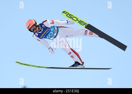 Innsbruck, Autriche. 03 janvier 2025. Ski nordique/saut à ski, Coupe du monde, tournoi des quatre collines, grande colline, hommes, qualification, l'autrichien Jan Hörl en action. Crédit : Daniel Karmann/dpa/Alamy Live News Banque D'Images