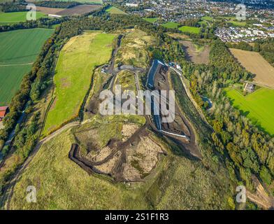 Vue aérienne, décharge d'Eyller-Berg, travaux d'excavation, Gestfeld, Kamp-Lintfort, région de la Ruhr, Rhénanie du Nord-Westphalie, Allemagne Banque D'Images