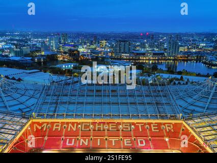 Image aérienne de Manchester United, Old Trafford Stadium. 18 novembre 2024 Banque D'Images