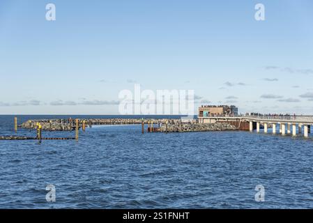 Nouveau quai à Prerow, à 720 mètres le plus long quai de la mer Baltique, Prerow, Mecklembourg-Poméranie occidentale, Allemagne, Europe Banque D'Images