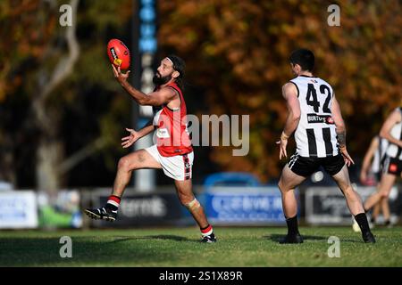 EUROA, AUSTRALIE 11 mai 2024. James Martiniello des Saints de Benalla lors de l'Australian Rules Football League, Goulburn Valley Football League Round 6 eu Banque D'Images