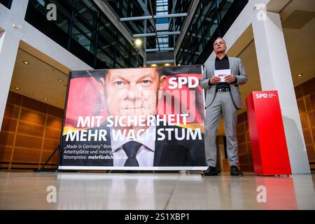 Berlin Praesentation der SPD Wahlkampagne für die Bundestagswahl 2025. Matthias Miersch Generalsekretaer, SPD spricht BEI der Praesentation der Wahlkampagne zur Bundestagswahl 2025 à Berlin, 05.01.2025. Copyright : xEibner-Pressefoto/FlorianxWiegandx EP FWD Banque D'Images