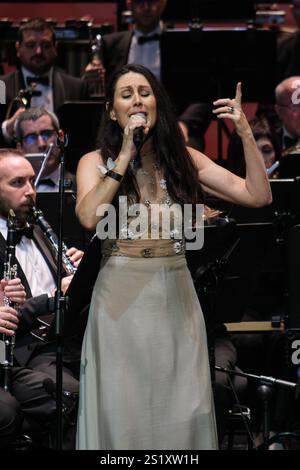 Madrid, Espagne. 05 janvier 2025. La chanteuse espagnole Clara Montes se produit au concert de Noël au Teatro Real de Madrid 5 janvier 2025 Espagne crédit : Sipa USA/Alamy Live News Banque D'Images