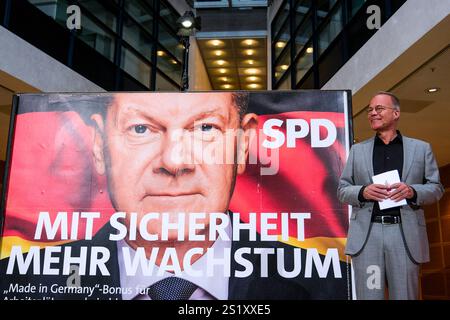 Berlin Praesentation der SPD Wahlkampagne für die Bundestagswahl 2025. Matthias Miersch Generalsekretaer, SPD spricht BEI der Praesentation der Wahlkampagne zur Bundestagswahl 2025 à Berlin, 05.01.2025. Copyright : xEibner-Pressefoto/FlorianxWiegandx EP FWD Banque D'Images