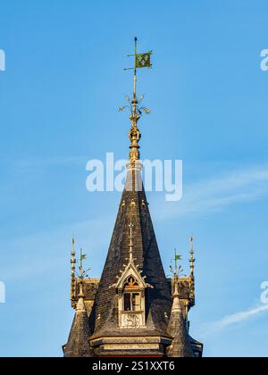 Margny-les-Compiègne est une belle ville en France. Ville médiévale, anciennes cathédrales gothiques. Monuments historiques. Banque D'Images