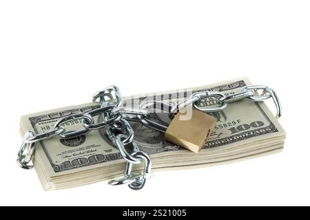 Billets de banque en dollars avec serrure et chaîne. Des piles d'argent pour la sécurité et l'investissement. Autriche Banque D'Images