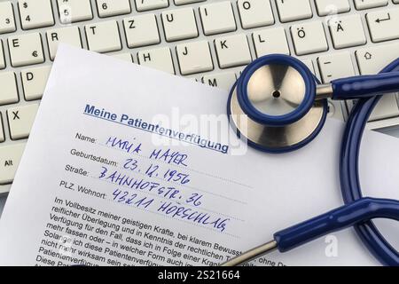 Un testament vivant en allemand. Instructions pour le médecin ou l'hôpital en cas de maladie terminale. Autriche Banque D'Images