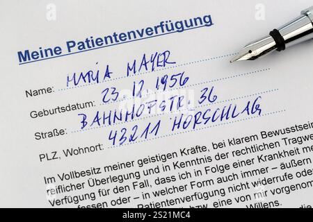 Un testament vivant en allemand. Instructions pour le médecin ou l'hôpital en cas de maladie terminale. Autriche Banque D'Images