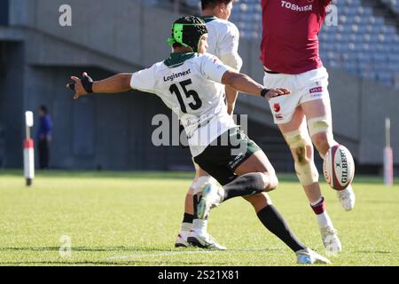 Kurt-Lee Arendse de DynaBoars lors du match de Japan Rugby League One 2024-25 entre Toshiba Brave lupus Tokyo et Mitsubishi Heavy Industries Sagamihara Dynaboars au stade Ajinomoto à Tokyo, Japon, le 30 décembre 2024. Crédit : FAR EAST PRESS/AFLO/Alamy Live News Banque D'Images