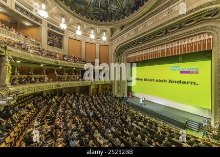 Réunion traditionnelle de l'Epiphanie 2025 du parti FDP. L'événement du parti marque également le début de la campagne électorale fédérale de 2025. Stuttgart Opera Ho Banque D'Images