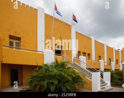 La caserne de Moncada, aujourd'hui le musée du 26 juillet avec des trous de balles, Santiago de Cuba Banque D'Images