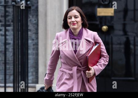Londres, Royaume-Uni. 07 janvier 2025. La secrétaire à l'éducation Bridget Phillipson quitte Downing Street après une réunion hebdomadaire du Cabinet. Crédit : SOPA images Limited/Alamy Live News Banque D'Images