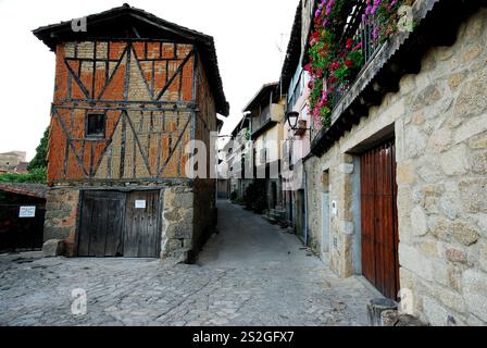 Village de San Mafrtin del Castañar, Salamanque, Espagne Banque D'Images