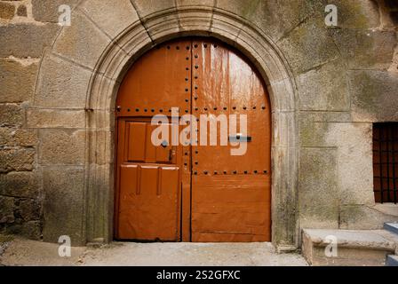 Village de San Mafrtin del Castañar, Salamanque, Espagne Banque D'Images
