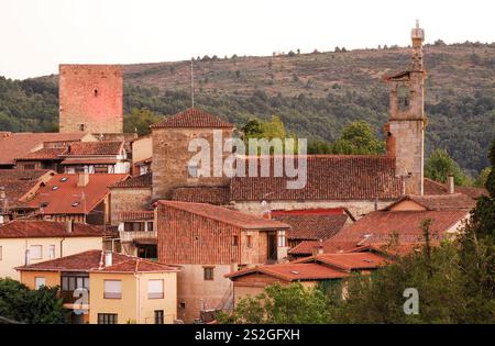 Village de San Mafrtin del Castañar, Salamanque, Espagne Banque D'Images