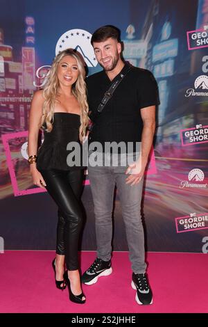 Paige Turley et son partenaire assistent à une soirée de lancement de la nouvelle série de Geordie Shore, au Thai Square Restaurant and Club, dans le centre de Londres. Date de la photo : mardi 7 janvier 2025. Banque D'Images