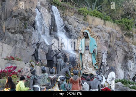 Mexico, Mexique - Nov 26 2024 : fontaine des vœux de la Basilique de la Vierge Guadalupe sur la colline de Tepeyac à Mexico Banque D'Images