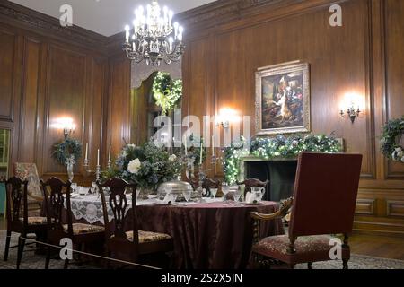 Les lumières éblouissantes du domaine Filoli pendant la saison des fêtes, Woodside CA Banque D'Images