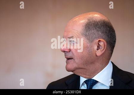 OLAF Scholz, Bundeskanzler, aufgenommen waehrend der ersten Kabinettsitzung 2025 à Berlin, 08.01.2025. Berlin Deutschland *** Olaf Scholz, chancelier fédéral, photo prise lors de la première réunion du cabinet 2025 à Berlin, 08 01 2025 Berlin Allemagne Copyright : xJulianexSonntagx Banque D'Images